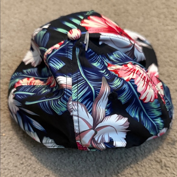 TRULY Floral Cap - Black, Red, and Blue - Picture 3 of 8